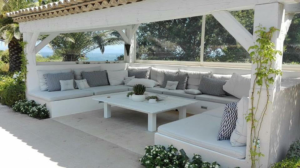 tapissier d'ameublement Var-tapisserie d'ameublement Sainte-Maxime-sellerie de bateau Saint-Tropez-ameublement professionnel Var-decoration d'interieur Sainte-Maxime-tapissier decorateur Sainte-Maxime