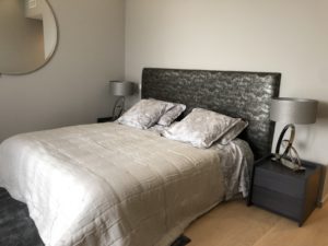 tapissier d ameublement Var-tapisserie d'ameublement Sainte-Maxime-sellerie de bateau Saint-Tropez-ameublement professionnel Var-decoration d'interieur Sainte-Maxime-tapissier decorateur Sainte-Maxime