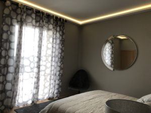 tapissier d ameublement Var-tapisserie d'ameublement Sainte-Maxime-sellerie de bateau Saint-Tropez-ameublement professionnel Var-decoration d'interieur Sainte-Maxime-tapissier decorateur Sainte-Maxime