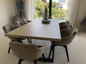 tapissier d ameublement Var-tapisserie d'ameublement Sainte-Maxime-sellerie de bateau Saint-Tropez-ameublement professionnel Var-decoration d'interieur Sainte-Maxime-tapissier decorateur Sainte-Maxime