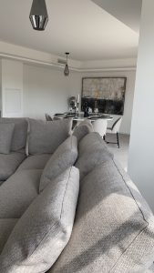 tapissier d ameublement Var-tapisserie d'ameublement Sainte-Maxime-sellerie de bateau Saint-Tropez-ameublement professionnel Var-decoration d'interieur Sainte-Maxime-tapissier decorateur Sainte-Maxime