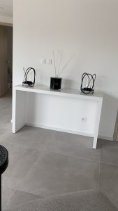 tapissier d ameublement Var-tapisserie d'ameublement Sainte-Maxime-sellerie de bateau Saint-Tropez-ameublement professionnel Var-decoration d'interieur Sainte-Maxime-tapissier decorateur Sainte-Maxime