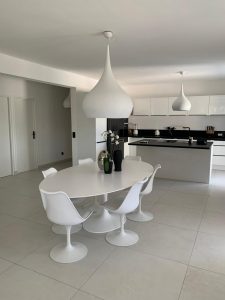 tapissier d ameublement Var-tapisserie d'ameublement Sainte-Maxime-sellerie de bateau Saint-Tropez-ameublement professionnel Var-decoration d'interieur Sainte-Maxime-tapissier decorateur Sainte-Maxime