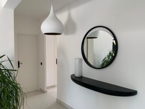 tapissier d ameublement Var-tapisserie d'ameublement Sainte-Maxime-sellerie de bateau Saint-Tropez-ameublement professionnel Var-decoration d'interieur Sainte-Maxime-tapissier decorateur Sainte-Maxime