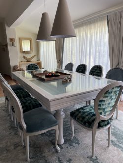 tapissier d ameublement Var-tapisserie d'ameublement Sainte-Maxime-sellerie de bateau Saint-Tropez-ameublement professionnel Var-decoration d'interieur Sainte-Maxime-tapissier decorateur Sainte-Maxime